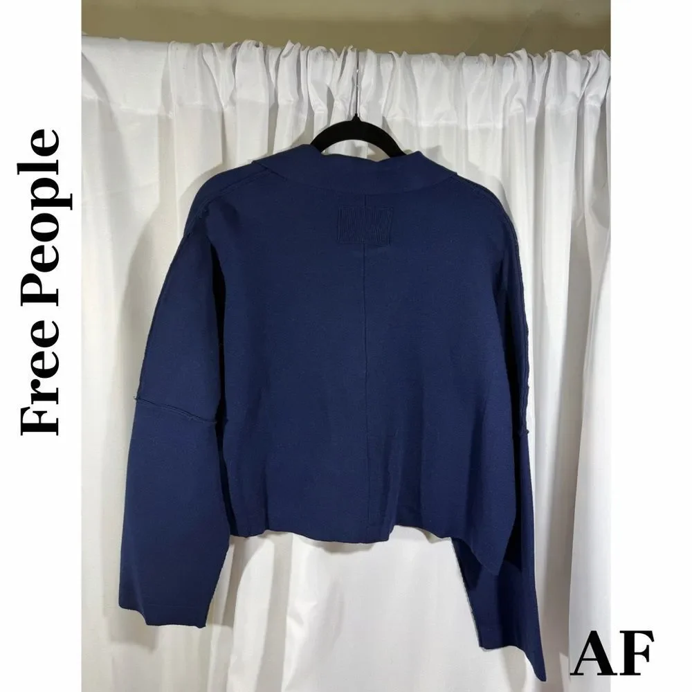 Free People Sadie Blazer Cropped Women's Classic in Navy Medium NWT